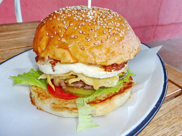 Burger Mustra #163 - Omnia Pub & Food, Békés