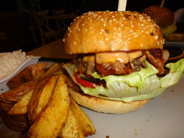 Burger Mustra #143 - Központ Bisztró, Budapest