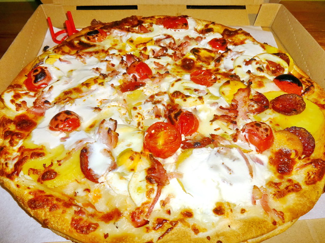 Rakott krumplis, rétegelt, dupla tésztás pizza a Don Pepe havi nagy dobása
