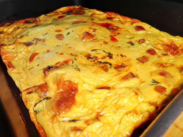 Háromhagymás, gombás, sütőben sült omlett
