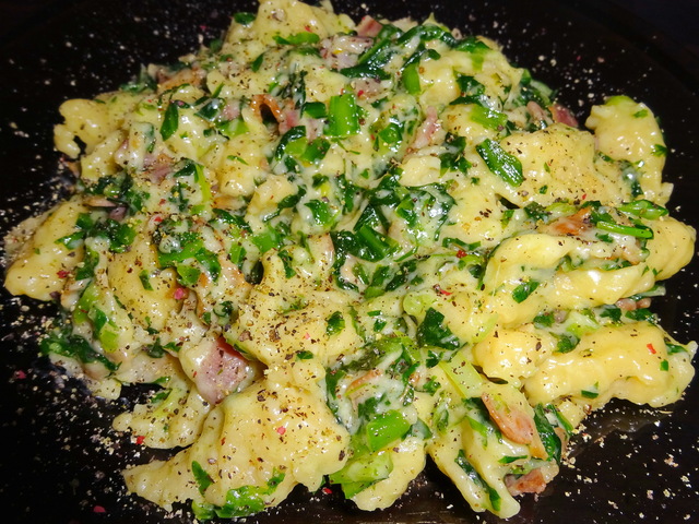 Medvehagymás galuska