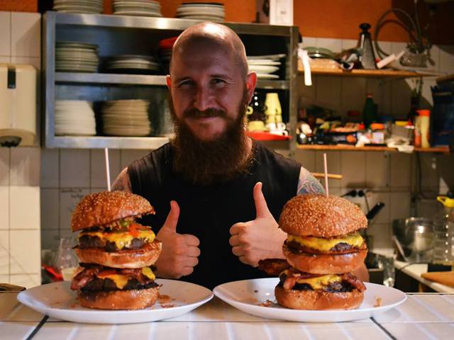 Fckng HOT Burger - Kihívás és chili est!