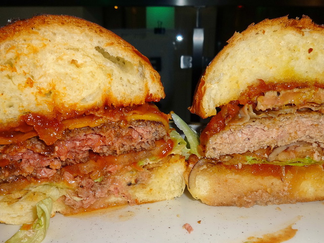 Burger Mustra #123 - Bridges Food Bar, Budapest
