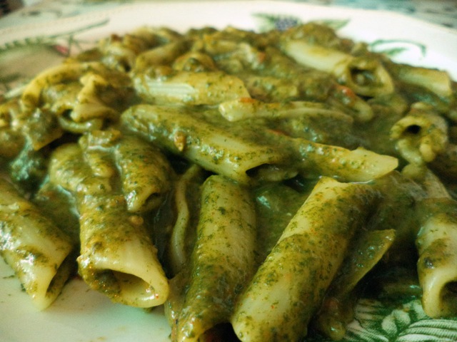 Spenótos paradicsomos penne