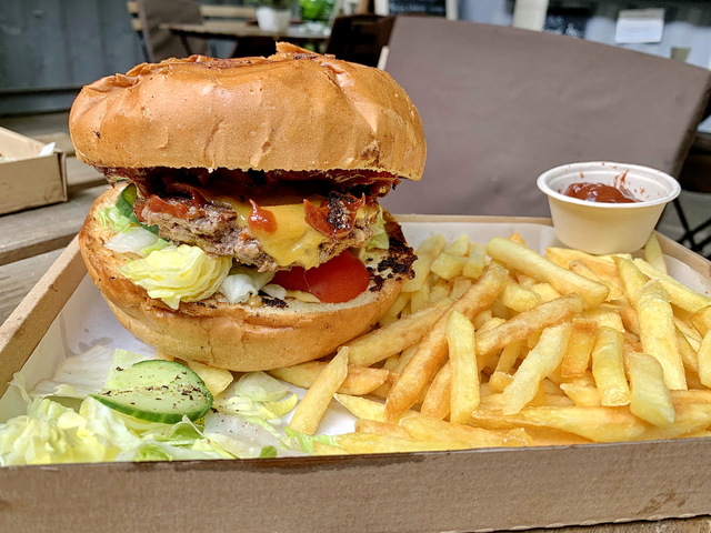 Burger Mustra #188 - Nyulam Presszó, Budapest