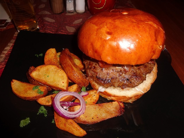 Burger Mustra #71 - Libra Lounge, Veresegyház