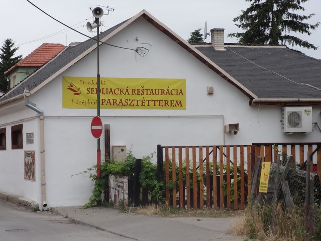 "Zabáljatok parasztok!" - a Középkori Parasztétteremben jártam, Párkányban