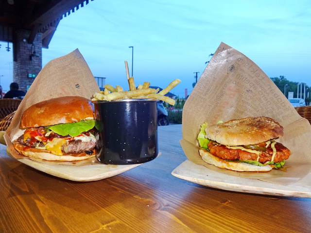 Burger Mustra #137 - Pajta Street Food, Békéscsaba
