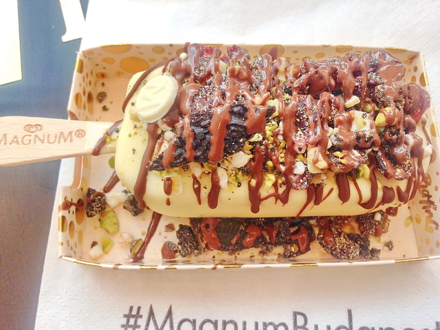 Igazi parasztvakítás a Magnum Pleasure Store