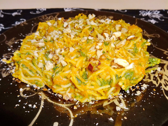 Sütőtökös-spenótos spagetti