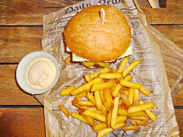 Burger Mustra #159 - Bystrická Klubovňa, Besztercebánya (SK)