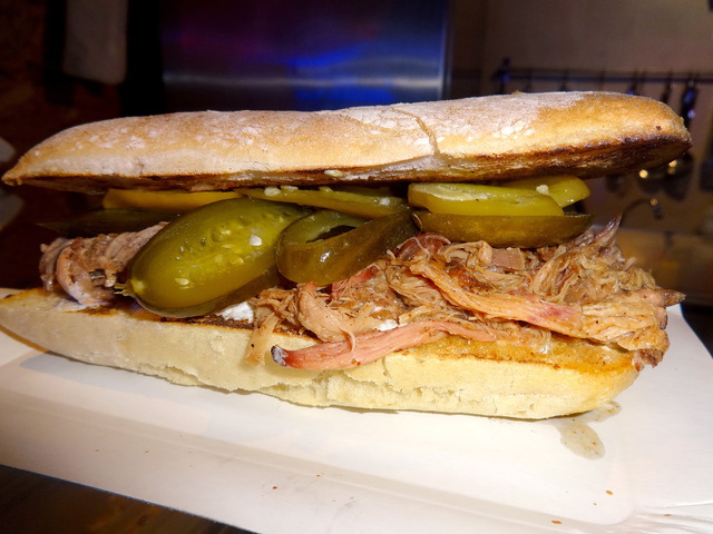 Végre egy állandó helyen lehet zabálni a főváros legjobb pulled pork szendvicsét!