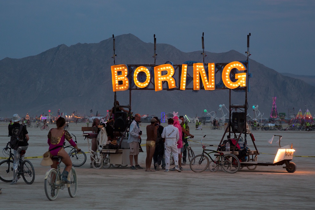 boring_burning_man_art_cars_2014_alan_grinberg.jpg