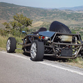 Ariel Atom a kertből