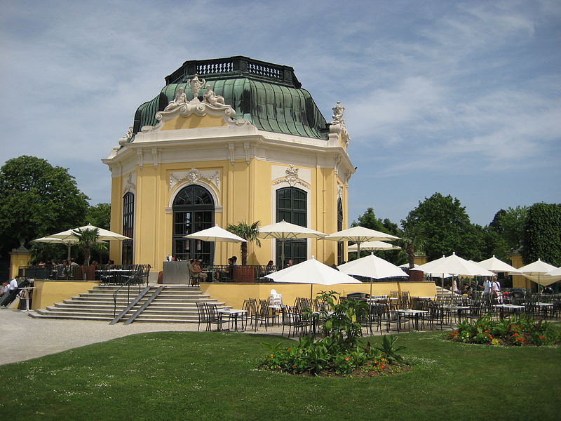 800px-kaiserpavillon_tiergarten_schoenbrunn.jpg