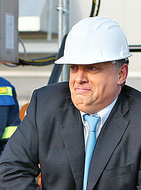 Orbán-erőlködik-1.PNG