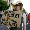 Vigyázat, most minden boldog és hangos ember gyanús az Orbán-rendszernek!