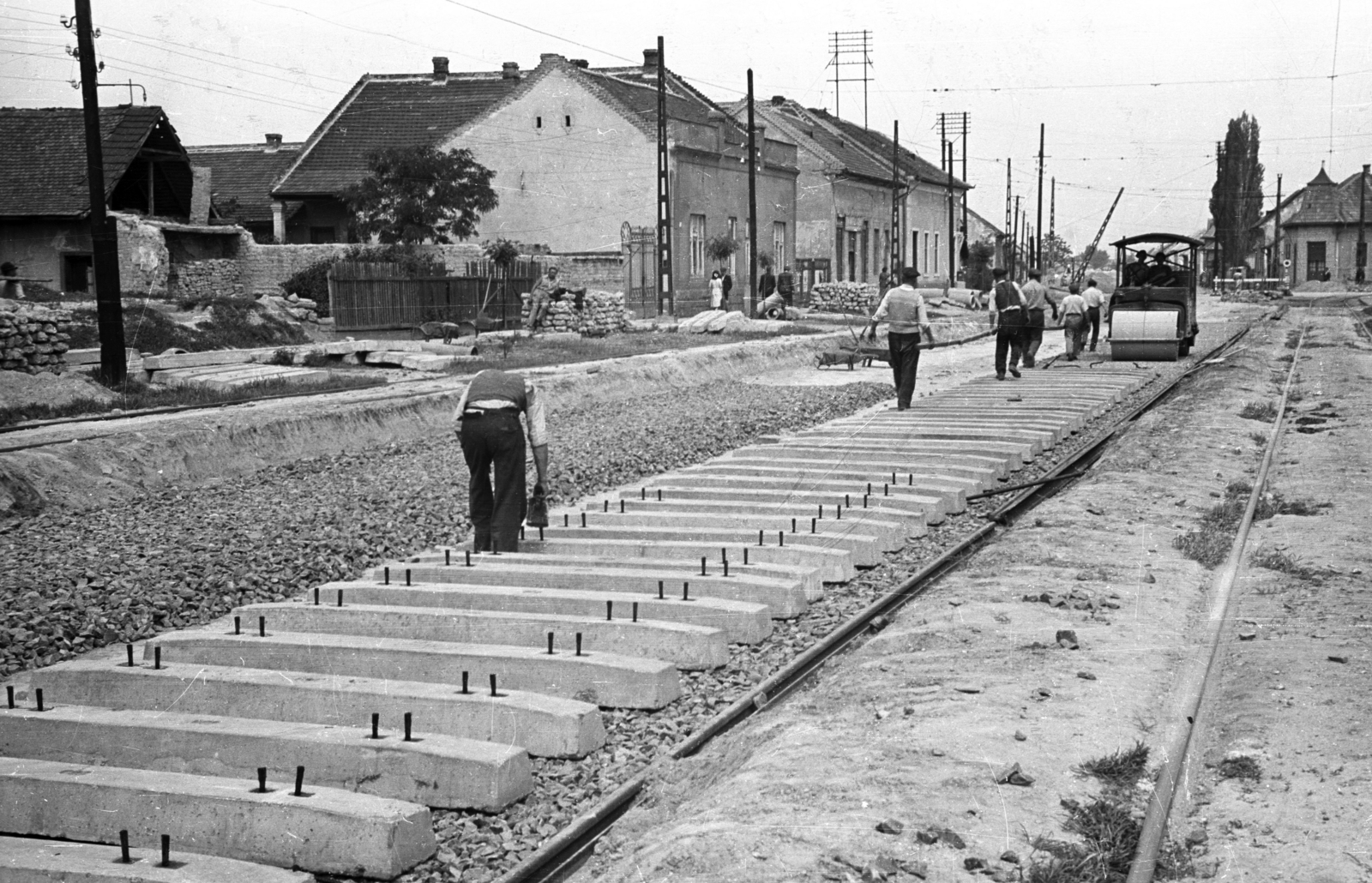 beton_talpfak_fektetese.jpg