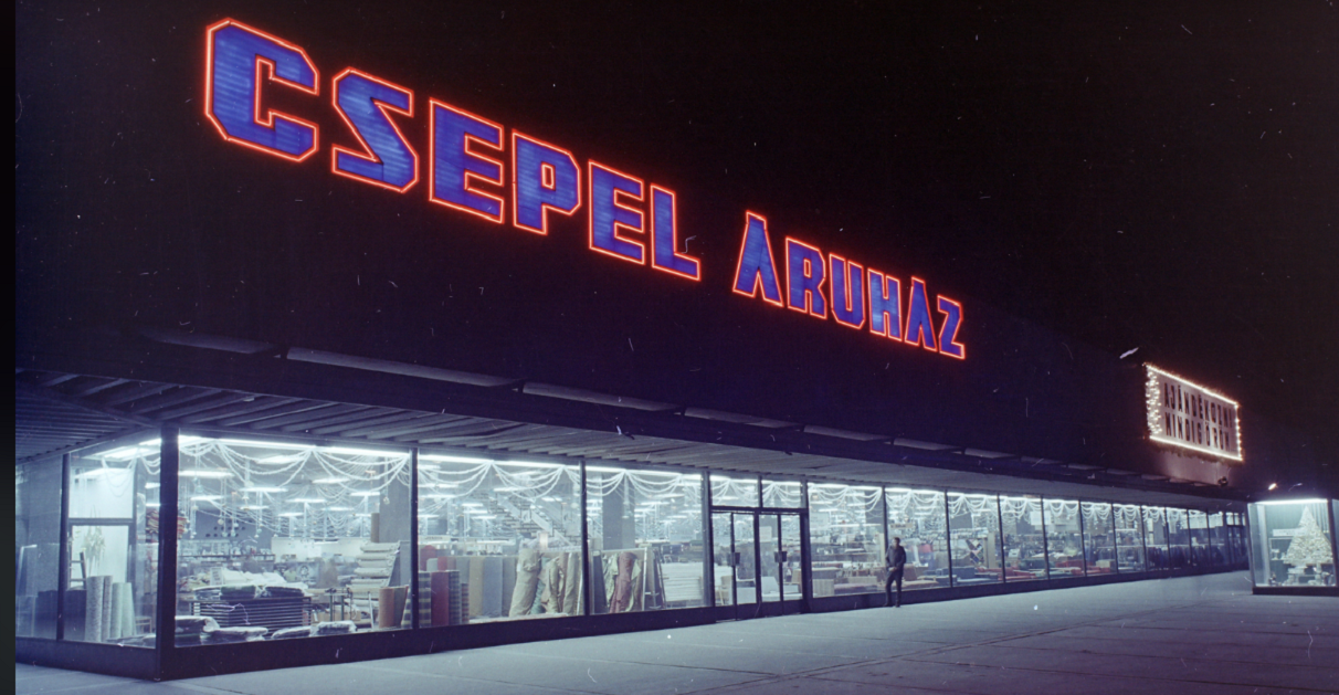 csepel_aruhaz_szines_1.png