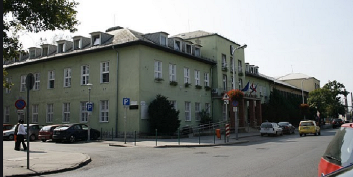 csepeli_polgarmesteri_hivatal_pohi_6.png