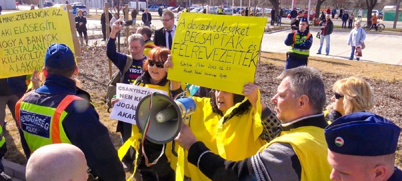 devizahitelesek_tiltakozasa.jpg