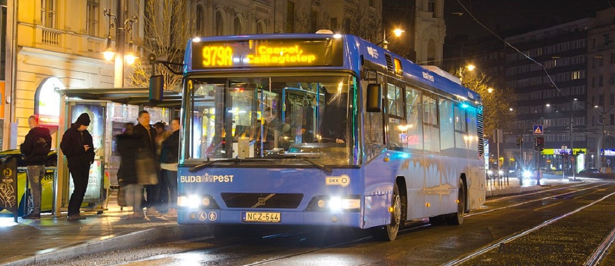 ejszakai_autobusz_979.jpg