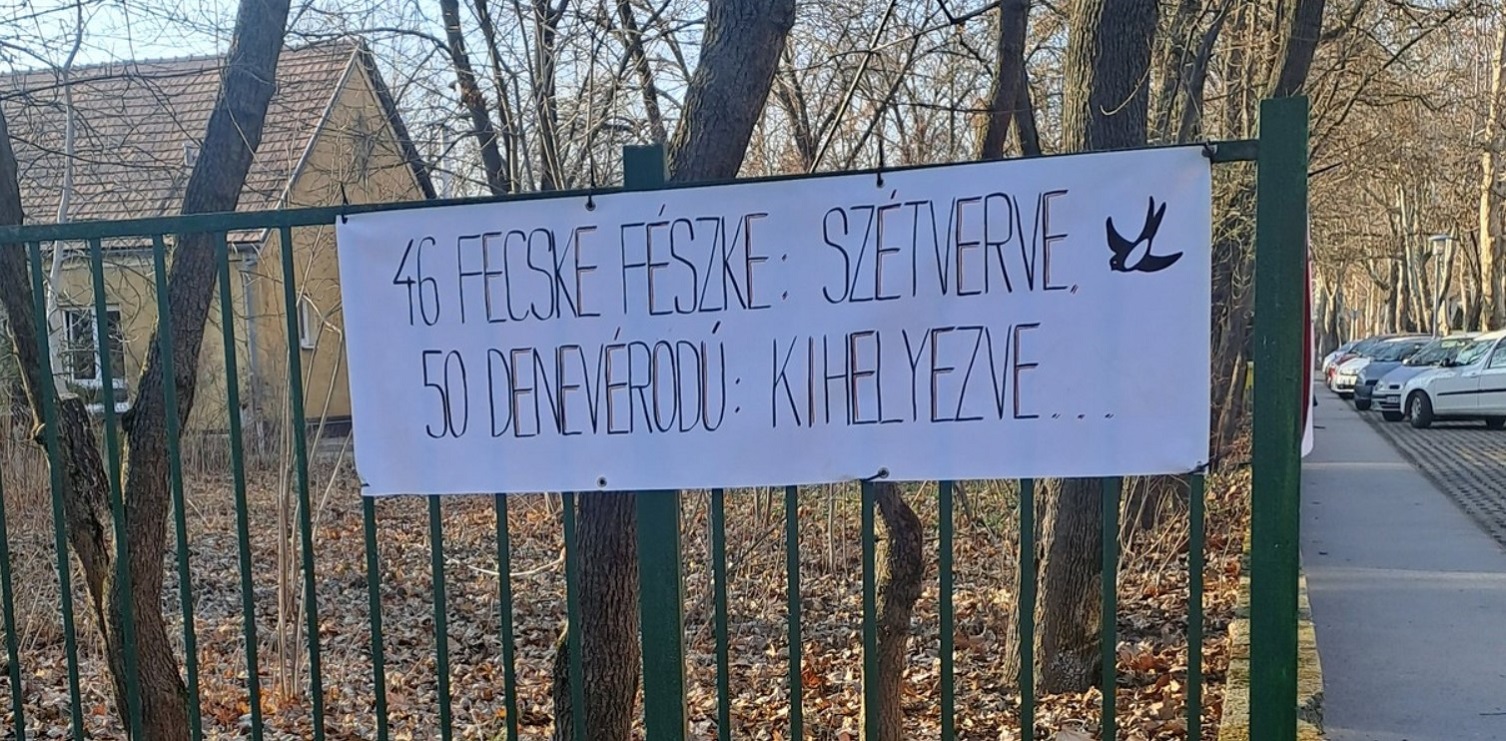 fustifecskek_ovodanal_tabla_a_levert_fecskefeszkekrol-2005-03-05_1.jpg