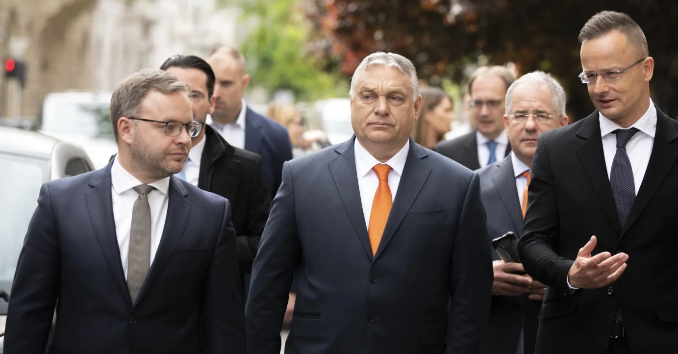 orban_balazs_orban_viktor_es_szijjarto_peter_2022_majus.jpg