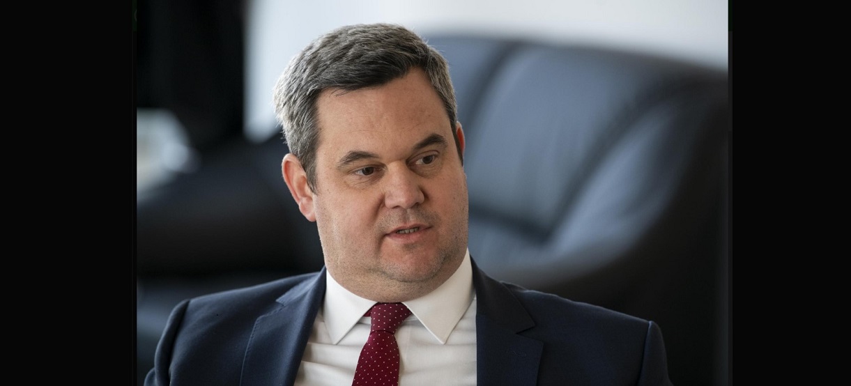 takacs_peter_eu_allamtitkar_a_bm-bol_2.jpg