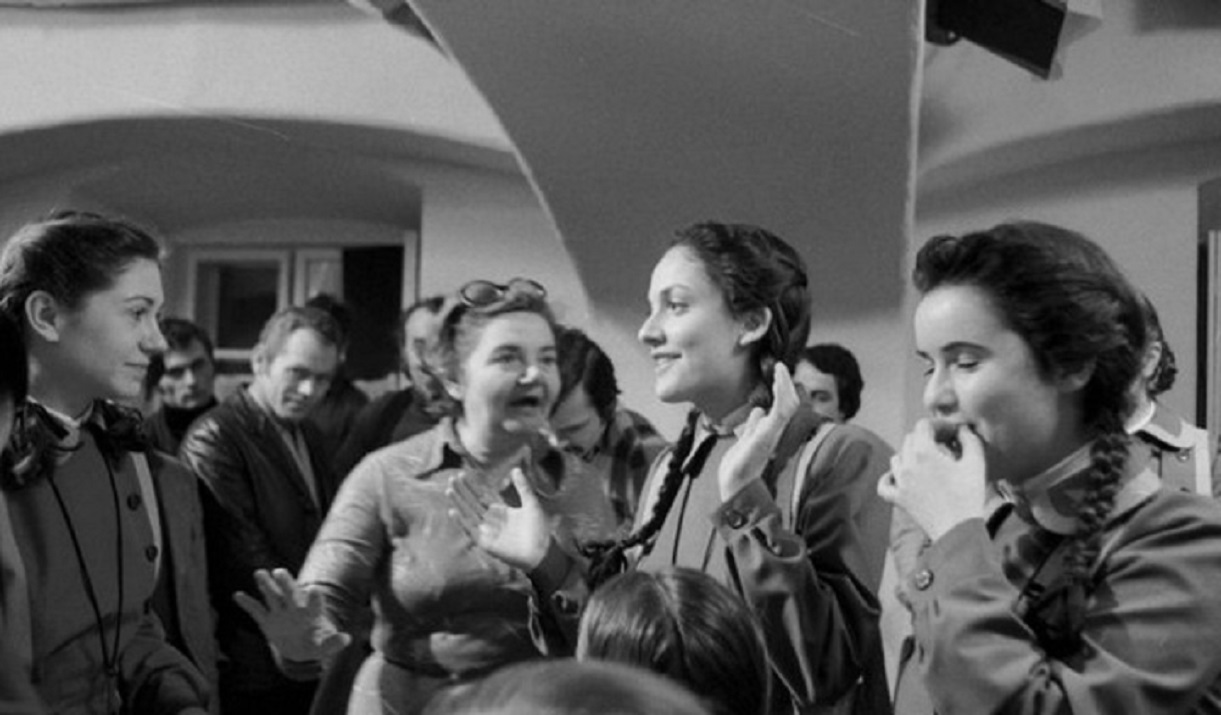 zsurzs_eva_az_abigel_forgatasan.jpg