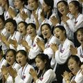 Észak-Korea pompomlányokkal büntet
