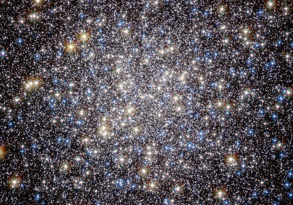 1024px-heart_of_m13_hercules_globular_cluster.jpg