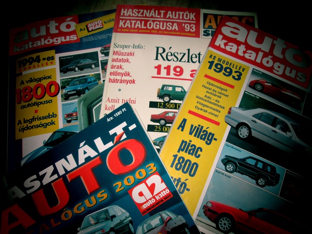 Időutazás mosolyokon, évtizedeken és papírlapokon át a kedvenceinkhez!