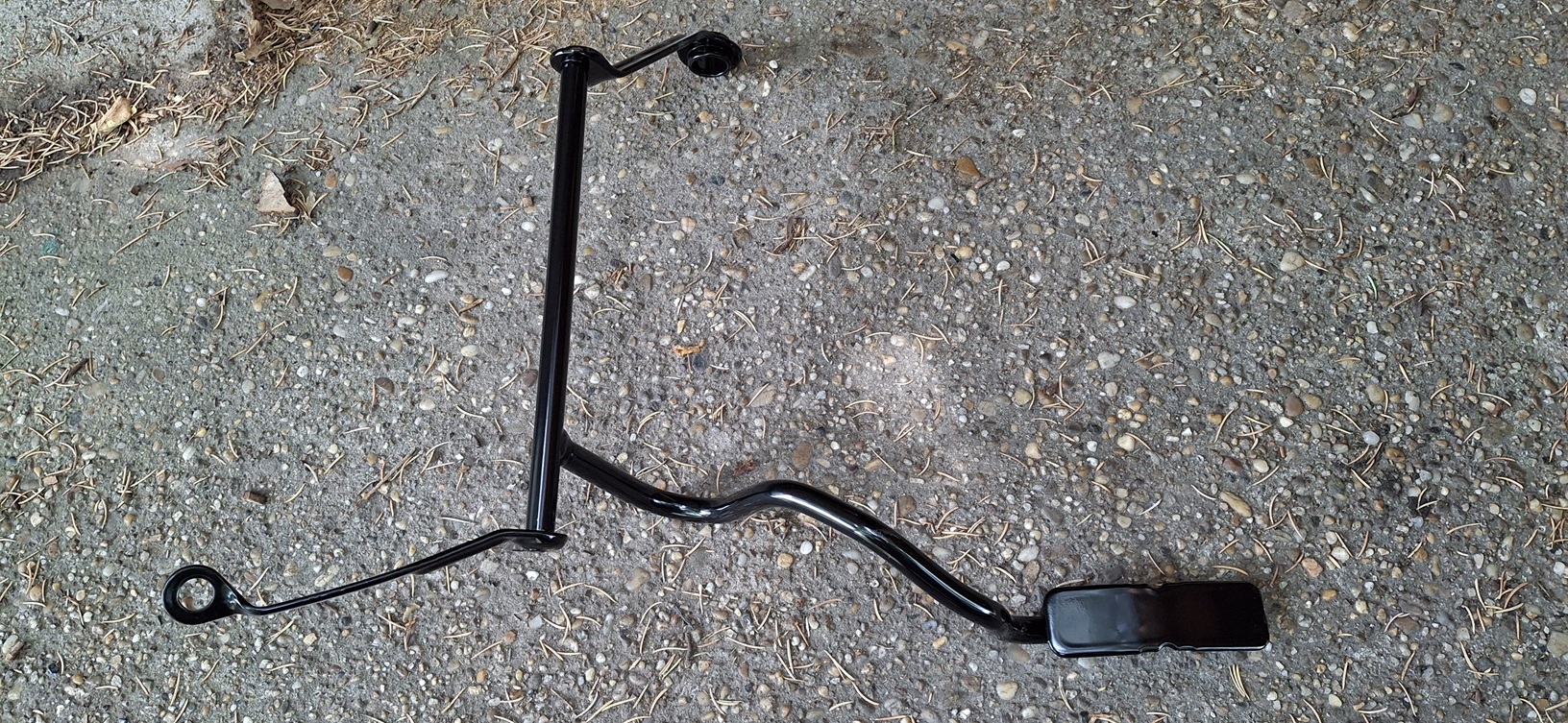 Nézzük meg egyben is a gázpedált, mert szép