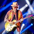 Különleges új albumot ad ki Carlos Santana