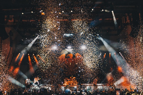 live_11.jpg