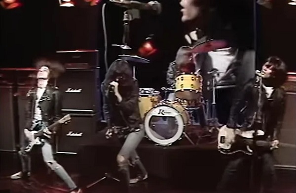 ramones_7.jpg