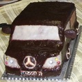 Születésnapi Mercedes Benz Viano csokoládé torta részlet (10.)