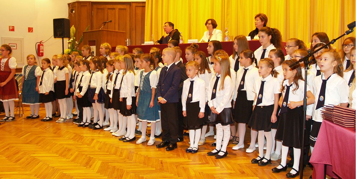 diszdiploma_atado_ppke_btk_2017_5jpg.JPG