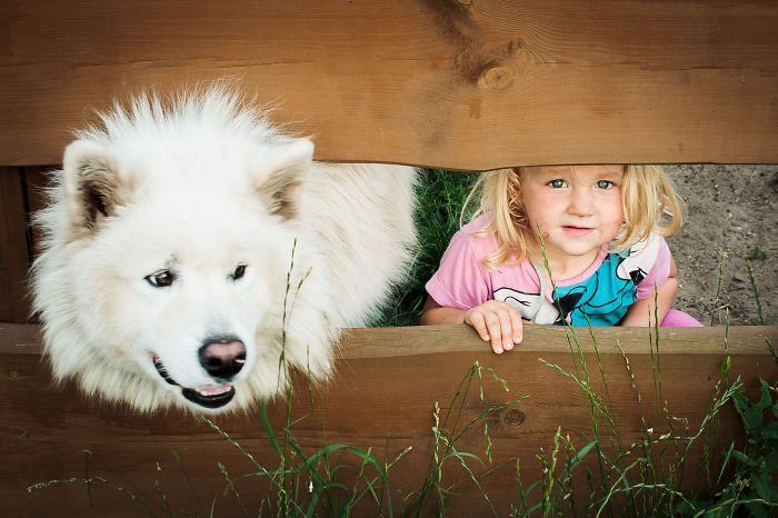 kids-with-dogs-101_700.jpg