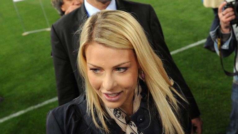 club-berlusconi-barbara-milan_3112825.jpg