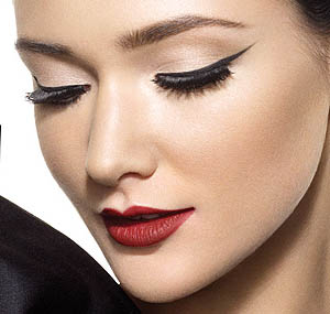 CAT-EYE-makeup-look.jpg