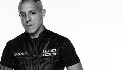 theo-rossi-as-juice-in-sons-of-anarchy-theo-rossi-38278213-500-279.jpg