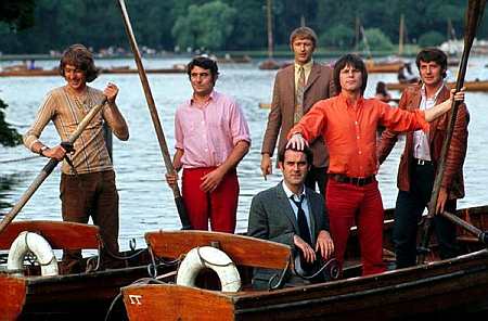 740full-monty-python_s-flying-circus-screenshot.jpg