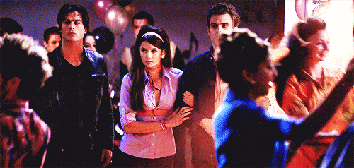 tumblr-mlin19omno1qik2bvo3-r1-500-1451759495.gif