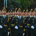 A felfordulás tengelye felvonul Pekingben
