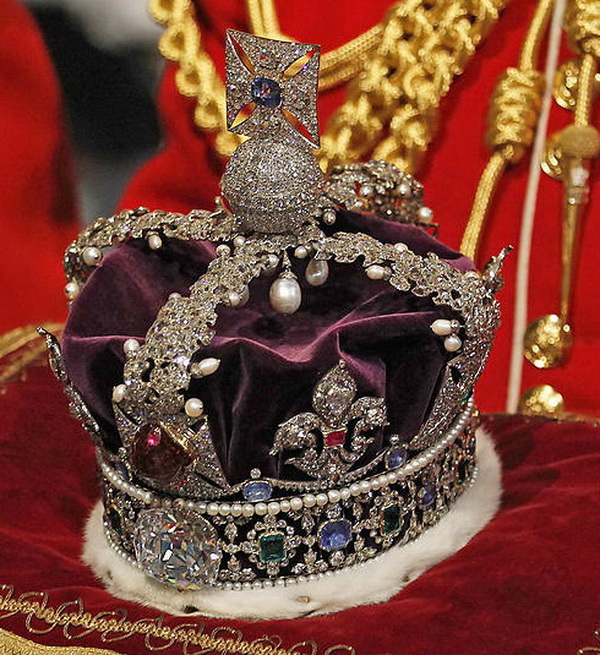 Crown of Queen Elizabeth