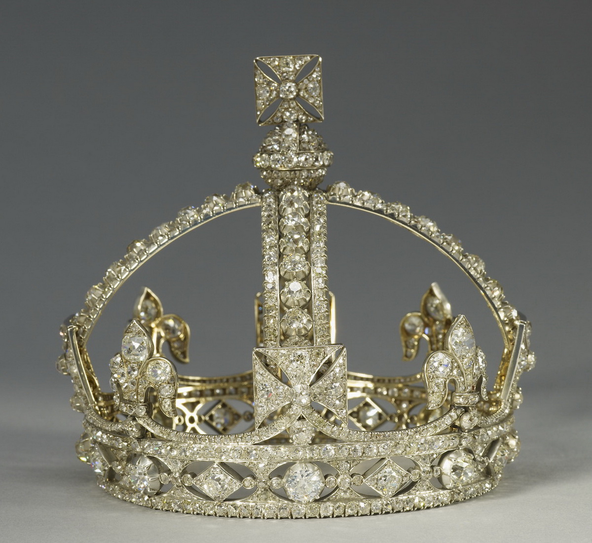 Small Diamond Crown of Queen Victoria