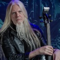 Vadonatúj dallal jelentkezett Marco Hietala