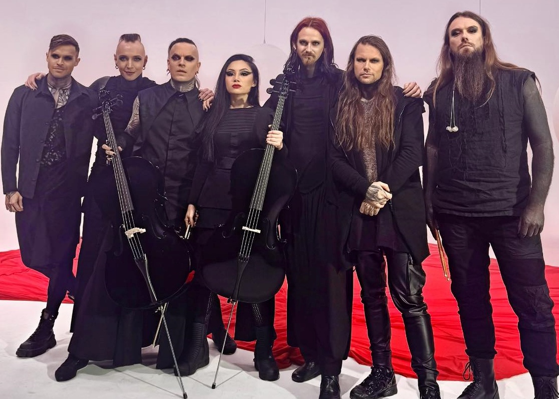 Premier! Lord Of The Lost & Tina Guo – Ghosts
